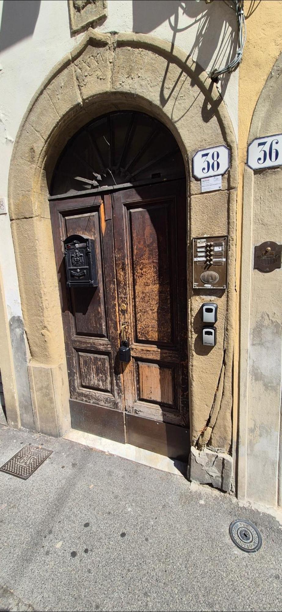 Апартаменты Borgo San Frediano Hideaway Флоренция Экстерьер фото